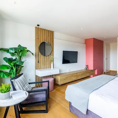 Appartement Earth Boutique Next To Stavros Niarchos *